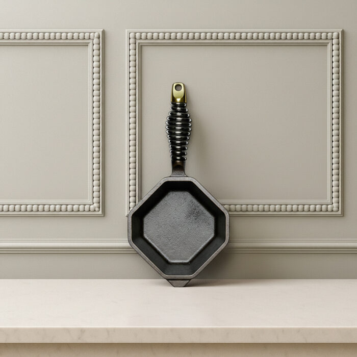 lodge_finex_cast_iron_sauce_pan,_950ml