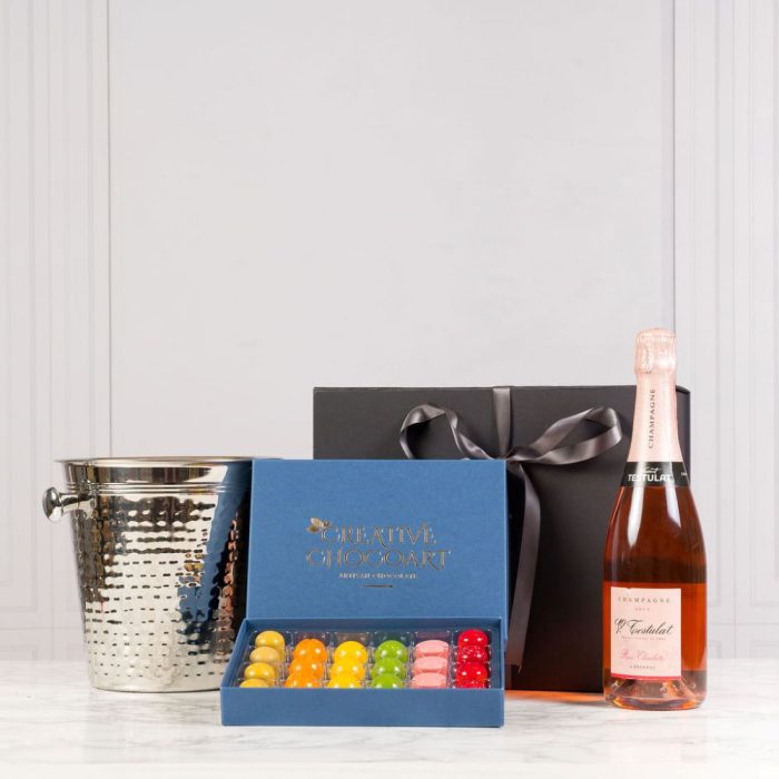 testulat_champagne,_sarah_mountain_chocolates,_champagne_bucket,_gift_hamper