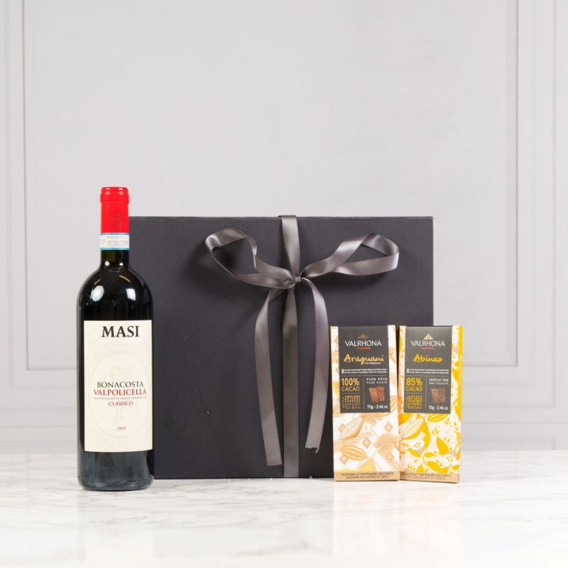 valpolicella,_masi_classico,_valrhona_chocolate,_gift_hamper