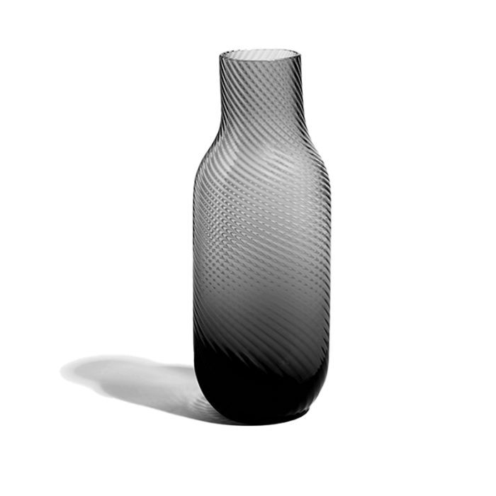 richard_brendon_carafe,_smoke