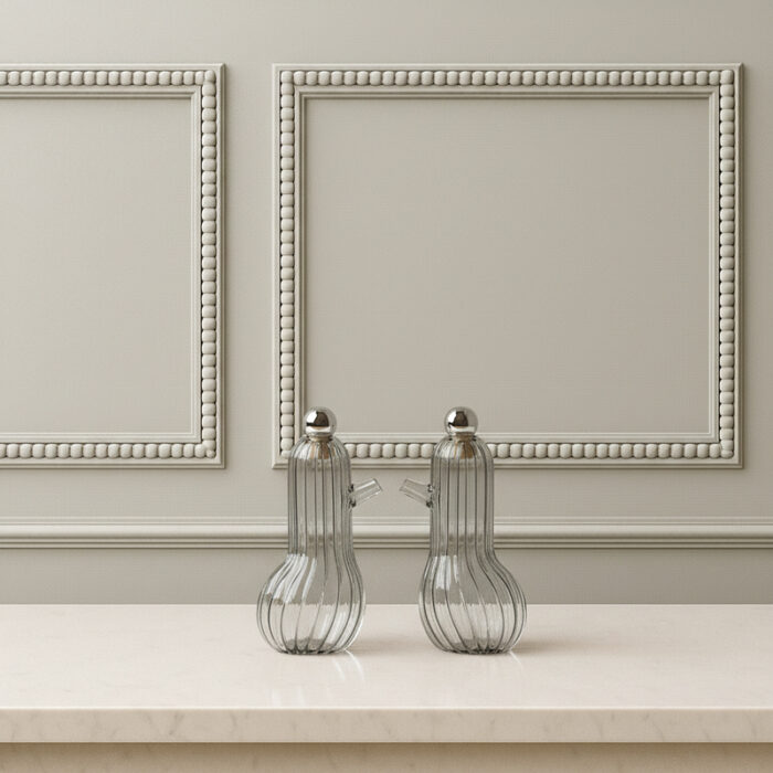 paola_c_lili_&_lulu_blown_glass_oil_and_vinegar_cruet