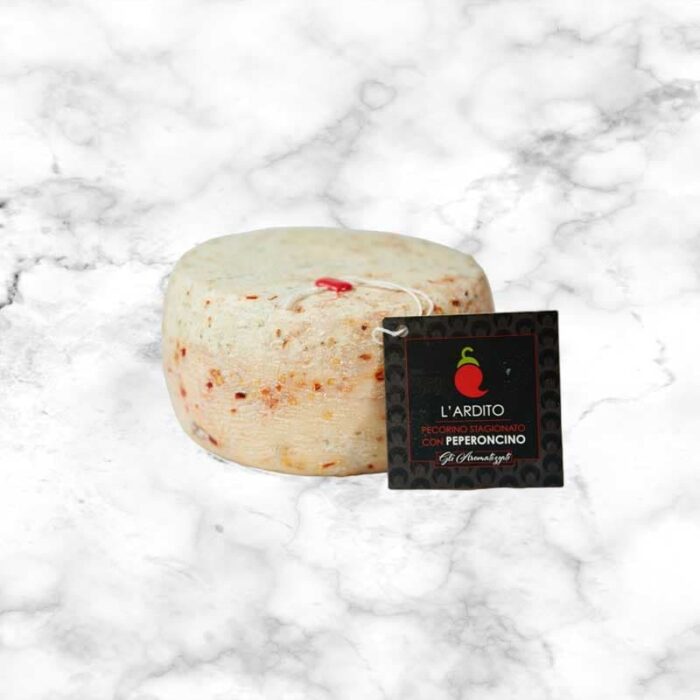 pecorino,_l’ardito_(with_chilli_pepper)