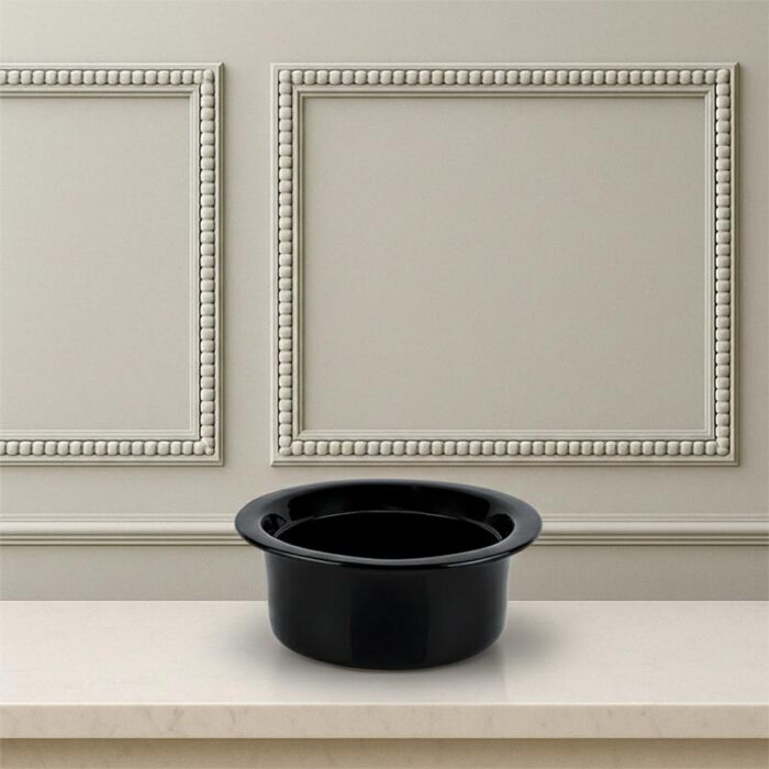 beyond-basic,-casserole,-by-q-bic-&-brizzi-and-riefenstahl-studio,-cm-20,-black-crackled