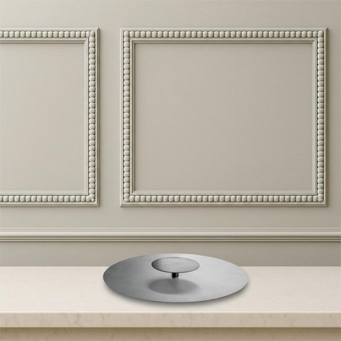 beyond-basic,-lid,-by-q-bic-&-brizzi-and-riefenstahl-studio,-cm-17,-satin