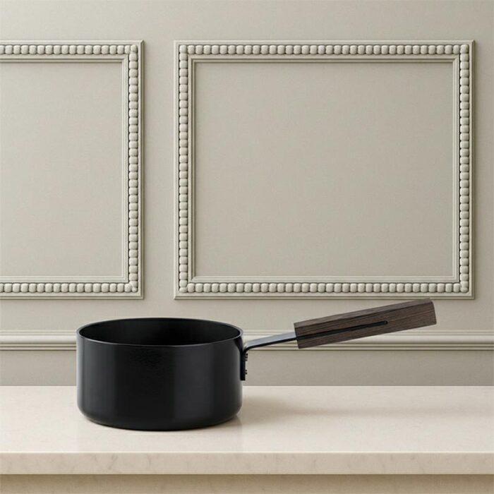 black,-casserole,-by-lara-caffi,-cm-16,-shining-black