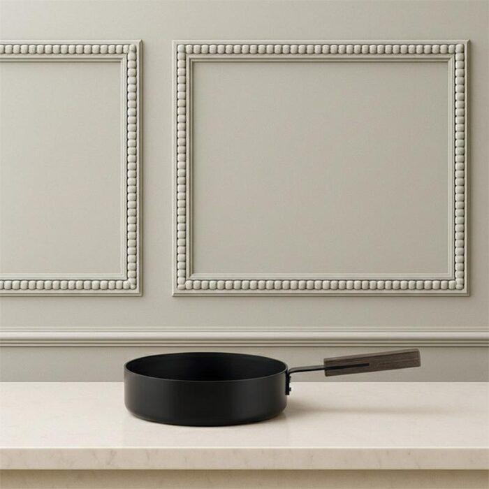 black,-low-casserole,-by-lara-caffi,-cm-24,-shining-black