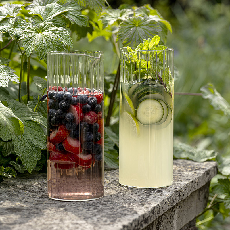 groove,-cylindrical-jug,-cm-9-h-23,-striped_mood